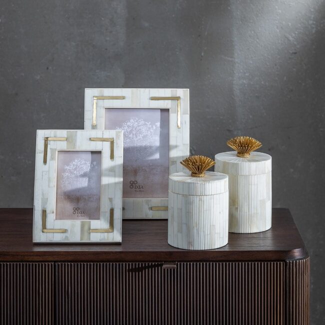 Caja Decorativa de Metal y Resina de 17 cm - Elegante Almacenaje para el Hogar, Ideal para Decoración y Organización - Imagen 3