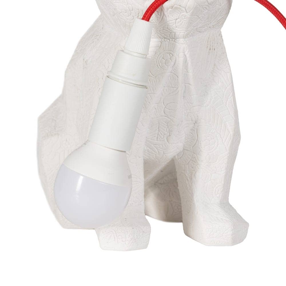 Lámpara de Mesa Perro Blanco 26 cm - Decoración Elegante en Poliresina, Casquillo E14, Ideal para Hogar y Oficina - Imagen 3