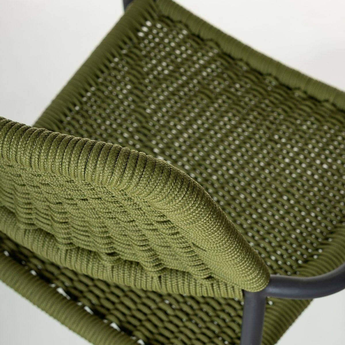 Silla Apilable Milos | Estructura Grafito / Asiento Oliva - Imagen 8