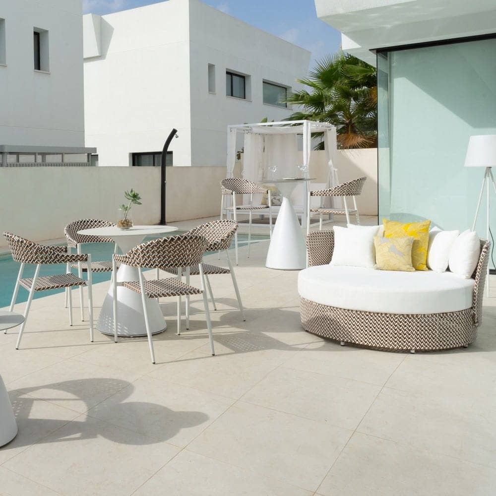 Silla de Diseño Nadia | Aluminio Biscuit Color Blanco - Imagen 2